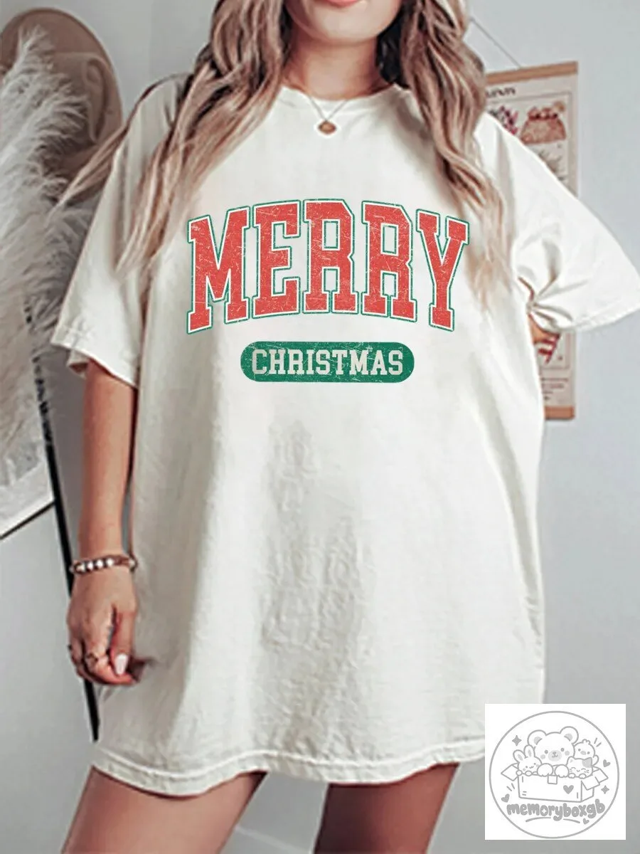 Merry Christmas Vintage Style Oversized Graphic T-Shirt